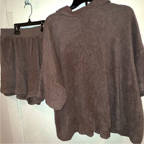 NWT Stateside Sherpa 2-Piece Lounge Set Walnut Brown Top M Shorts L Cozy Fleece - Picture 8 of 13